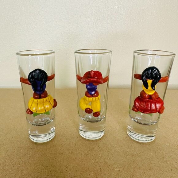 Set of Three "Cheeky" Bootie Tall Shot Glasses Sn. Miguel de Allende - Picture 1 of 5
